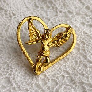 Vintage Signed MADE IN USA Gold Tone Angel Heart Cherub Brooch Pin Retro Jewelry